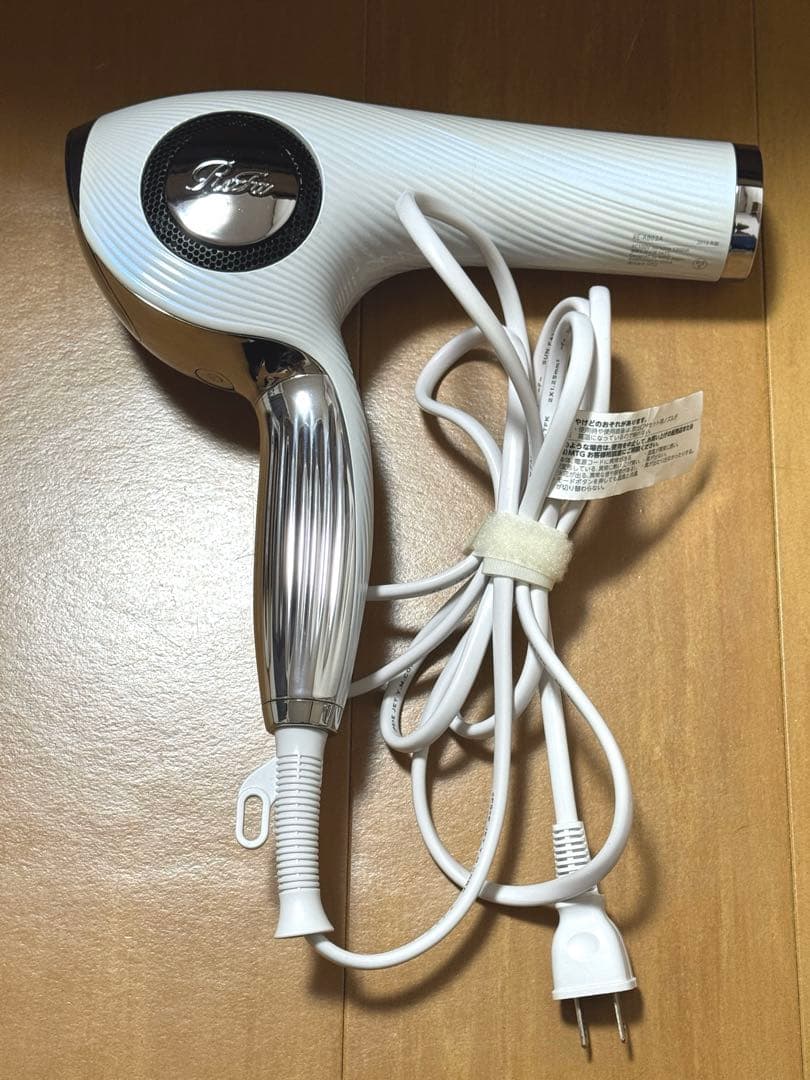 リファ　ドライヤー　2019年　※ジャンク品