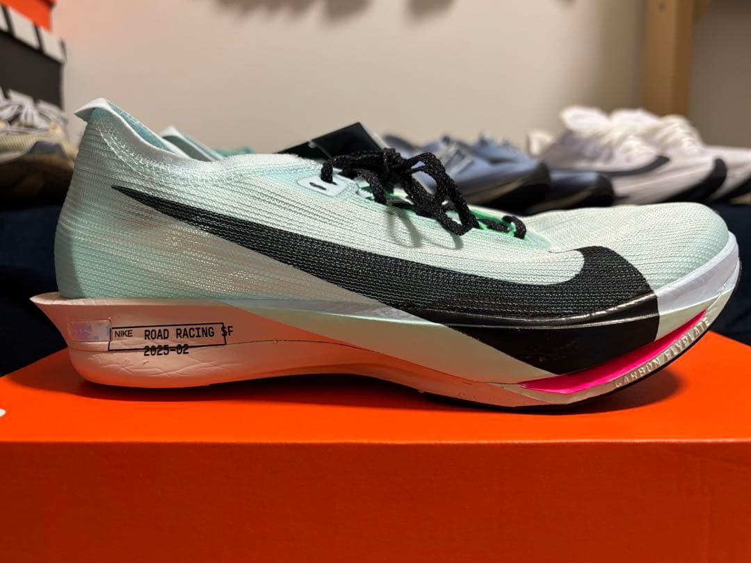 NIKE ZOOMX ストリークフライ2 27cm 新品