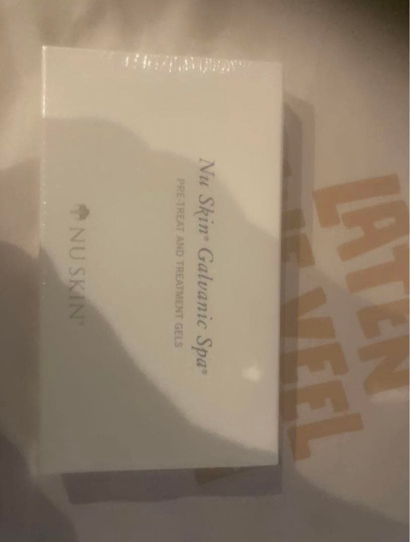 ニュースキン ガルバニック スパプリトリート　スパトリートメントジェル　4個