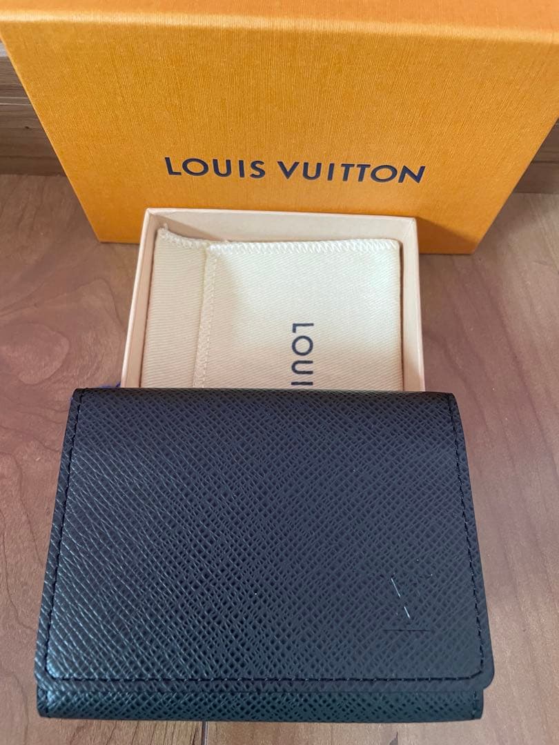 ルイヴィトン　名刺入れ　タイガ　ブラック　カードケース　※付属品有