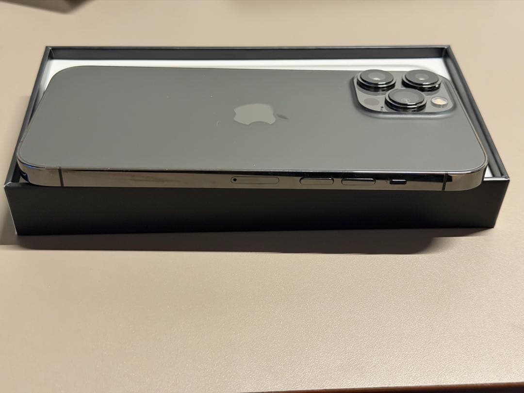 ら*ず様 A*t様 iPhone13 Pro Max 256GB 液晶修理済み