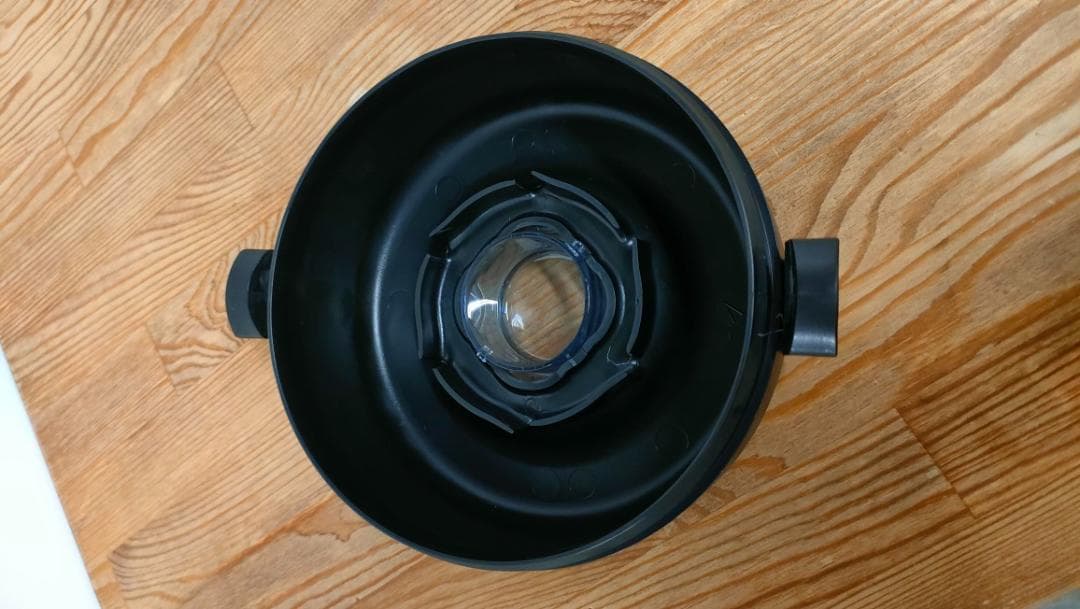 【目立った傷や汚れなし】バイタミックスE520　ホワイト　1603