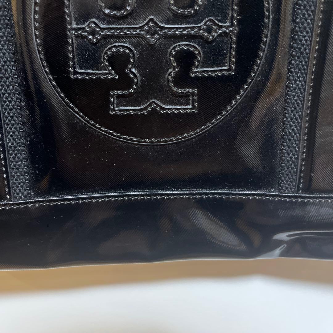 美品　未使用　tory burchトリーバーチ　エナメルバック　A４エラ