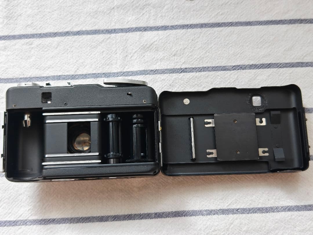 フィルムカメラ Canon demi EE17 30mm f1.7