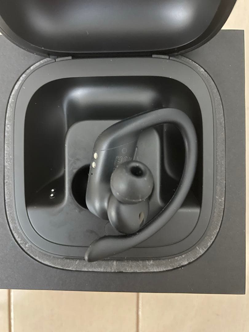 Beats by Dr Dre POWERBEATS PRO ブラック