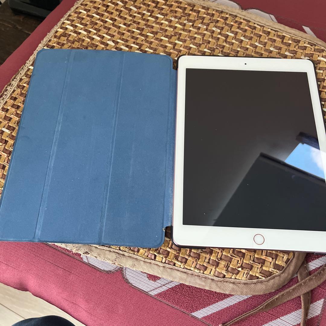 iPad Pro 9.7インチ 32GB A1674 本体+ケース付き