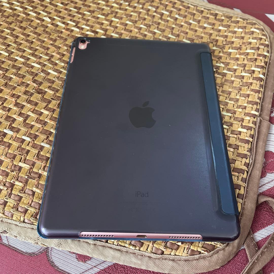 iPad Pro 9.7インチ 32GB A1674 本体+ケース付き