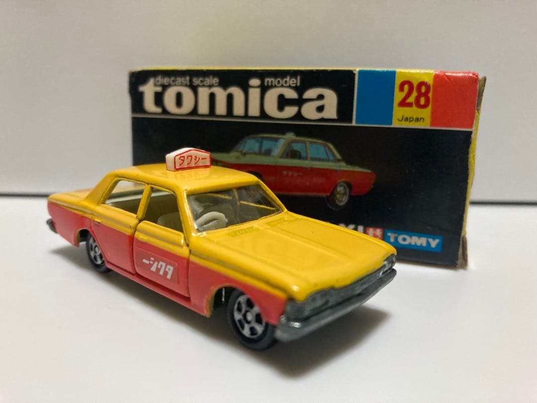 トミカ　日本製　クラウン　タクシー　1Aホイール　色指定箱　当時物