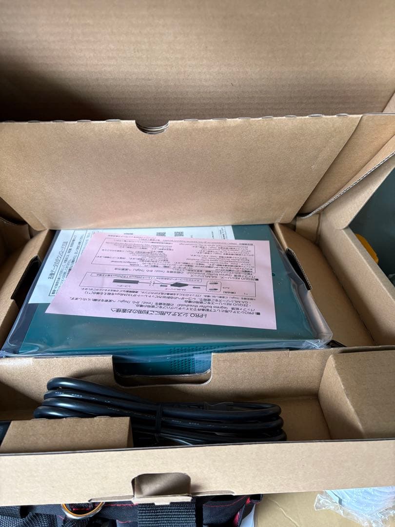 耳付きPanasonic POEHUB