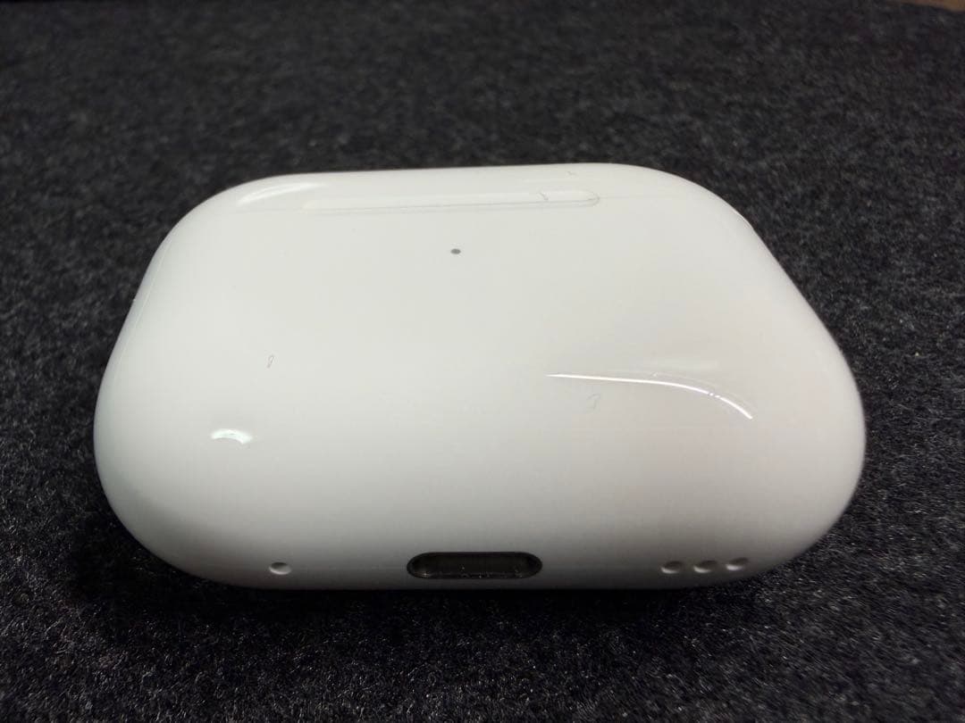 AirPods Pro 第2世代 MTJV3J/A USB-C保護ケース付