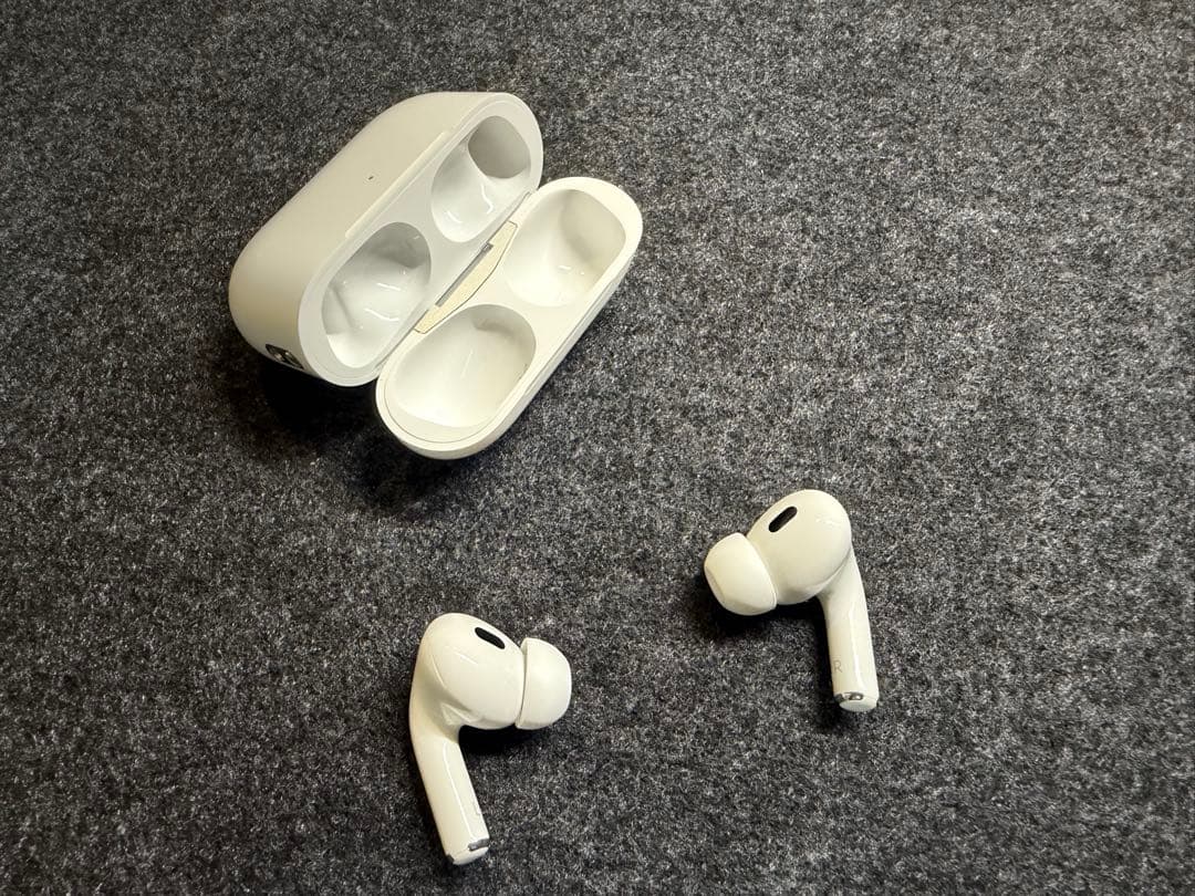 AirPods Pro 第2世代 MTJV3J/A USB-C保護ケース付