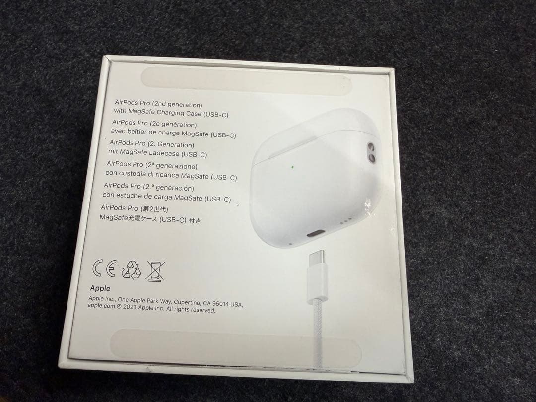 AirPods Pro 第2世代 MTJV3J/A USB-C保護ケース付