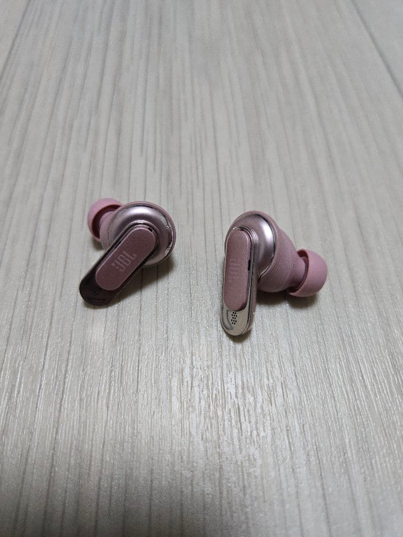 JBL tour pro 2 完全ワイヤレスイヤホン ノイズキャンセリング