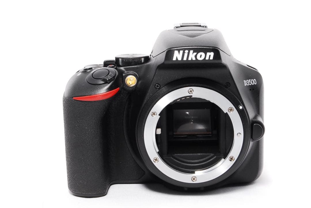 ショット数7613◆Nikon D3500◆すぐ使える◆WiFi◆一眼レフカメラ