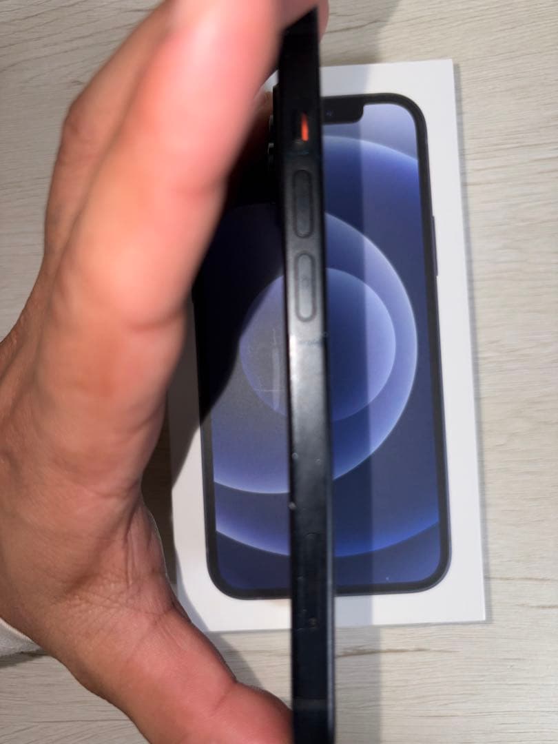 Apple iPhone 15 128GB ブラック　SIMフリー端末　要説明欄