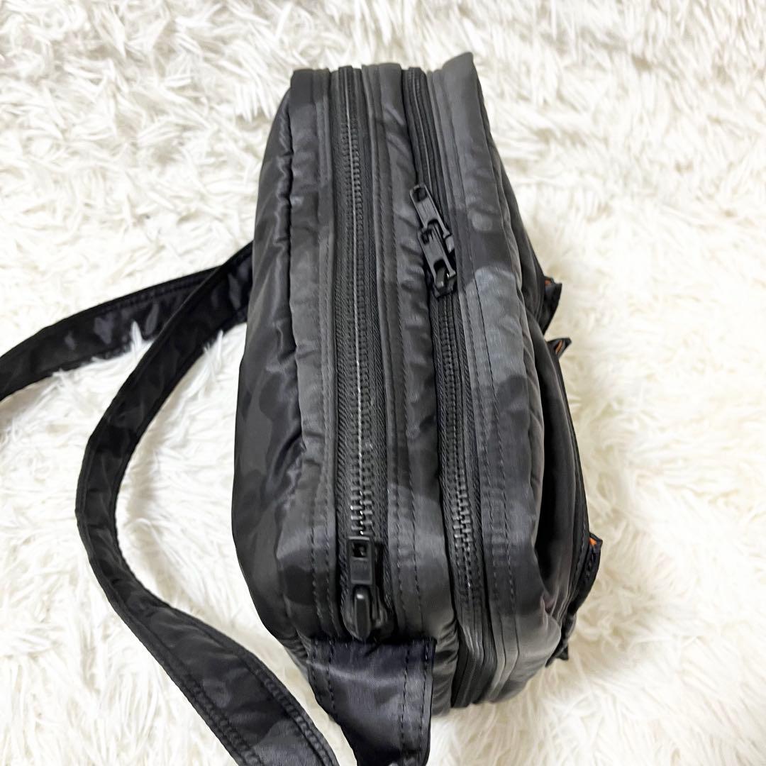 ✨極美品✨ポーター タンカー 30周年限定 ショルダーバッグ２層 迷彩