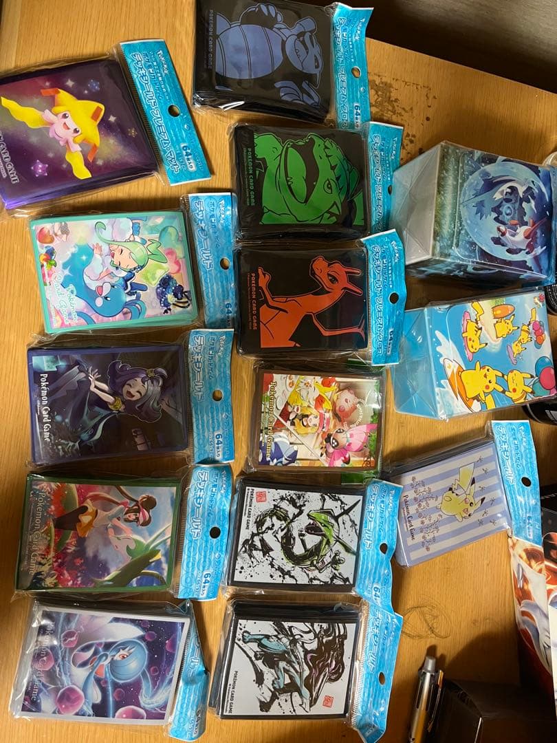 ポケモンカードと収納ボックスセット