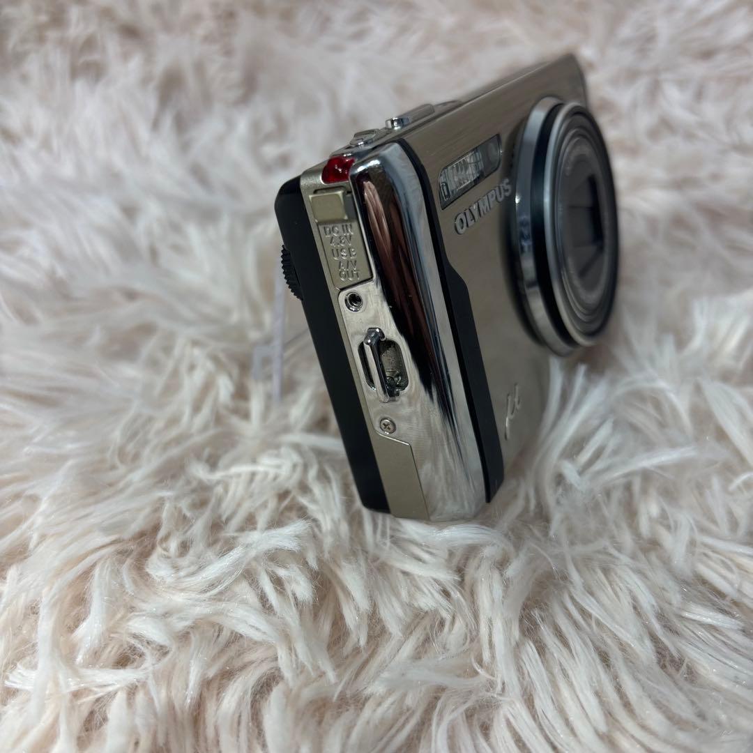 OLYMPUS μ-9000 コンパクトデジタルカメラ