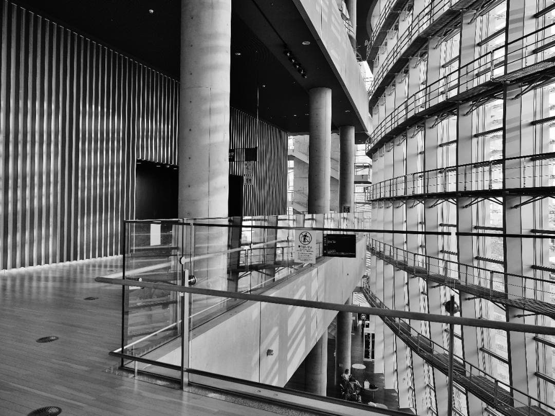 Canon EOS 5DS R 本体 EF20-35mm1:2.8レンズ