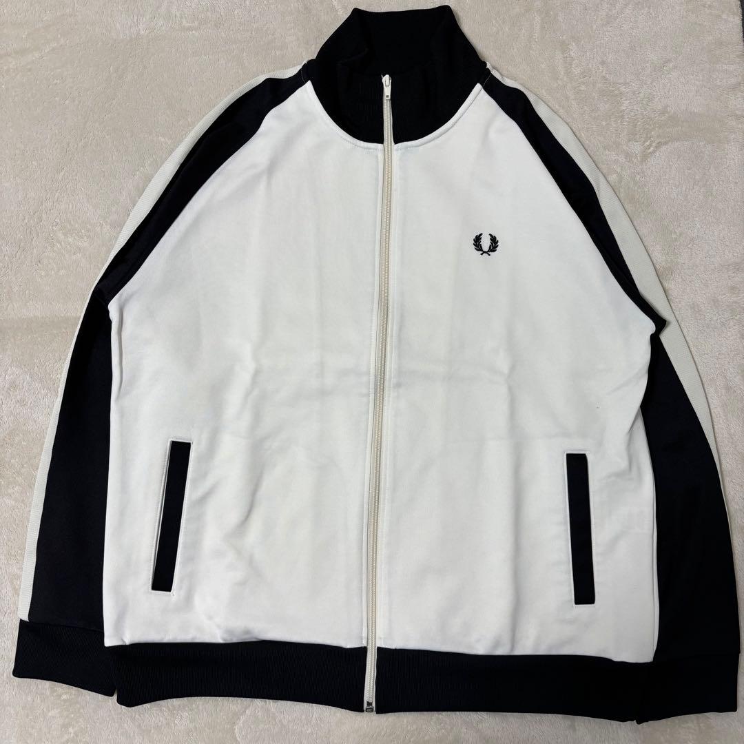 FRED PERRY×BEAMS　別注トラックジャケット　FZ2677