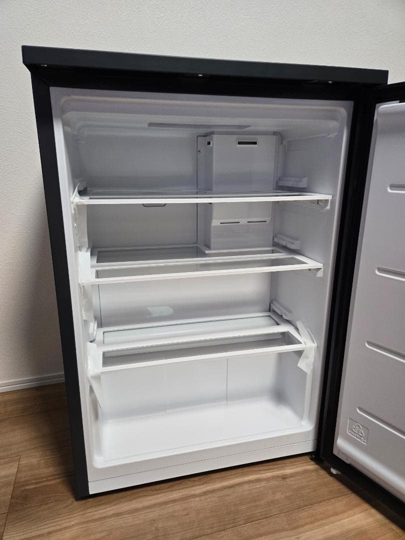 アイリスオーヤマ 小型 セカンド冷蔵庫（IRSN-7A-B ブラック）