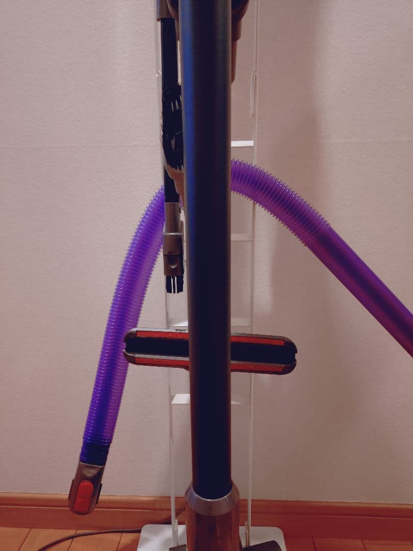 Dyson cyclone v10 fluffy+ SV12　掃除機ツール9種