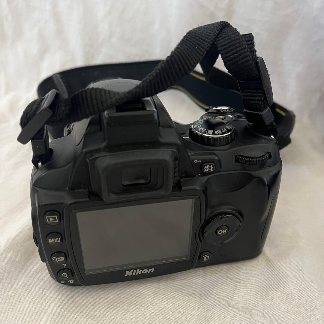 Nikon D40 デジタル一眼レフカメラ　訳あり