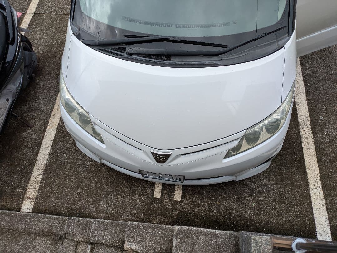 み*つ様 美品ACR50エスティマ ヘッドライト本体のみ