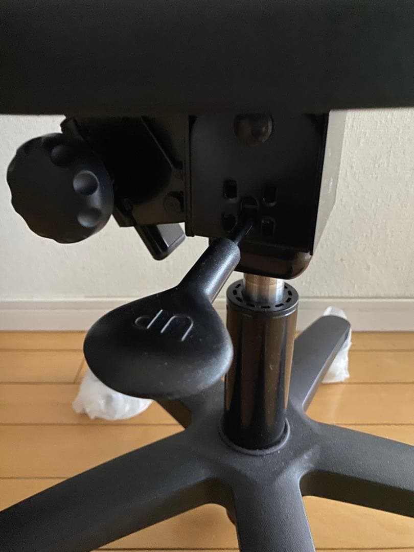 アーユルチェア【ayur chair】オクトパス（赤）／難あり品