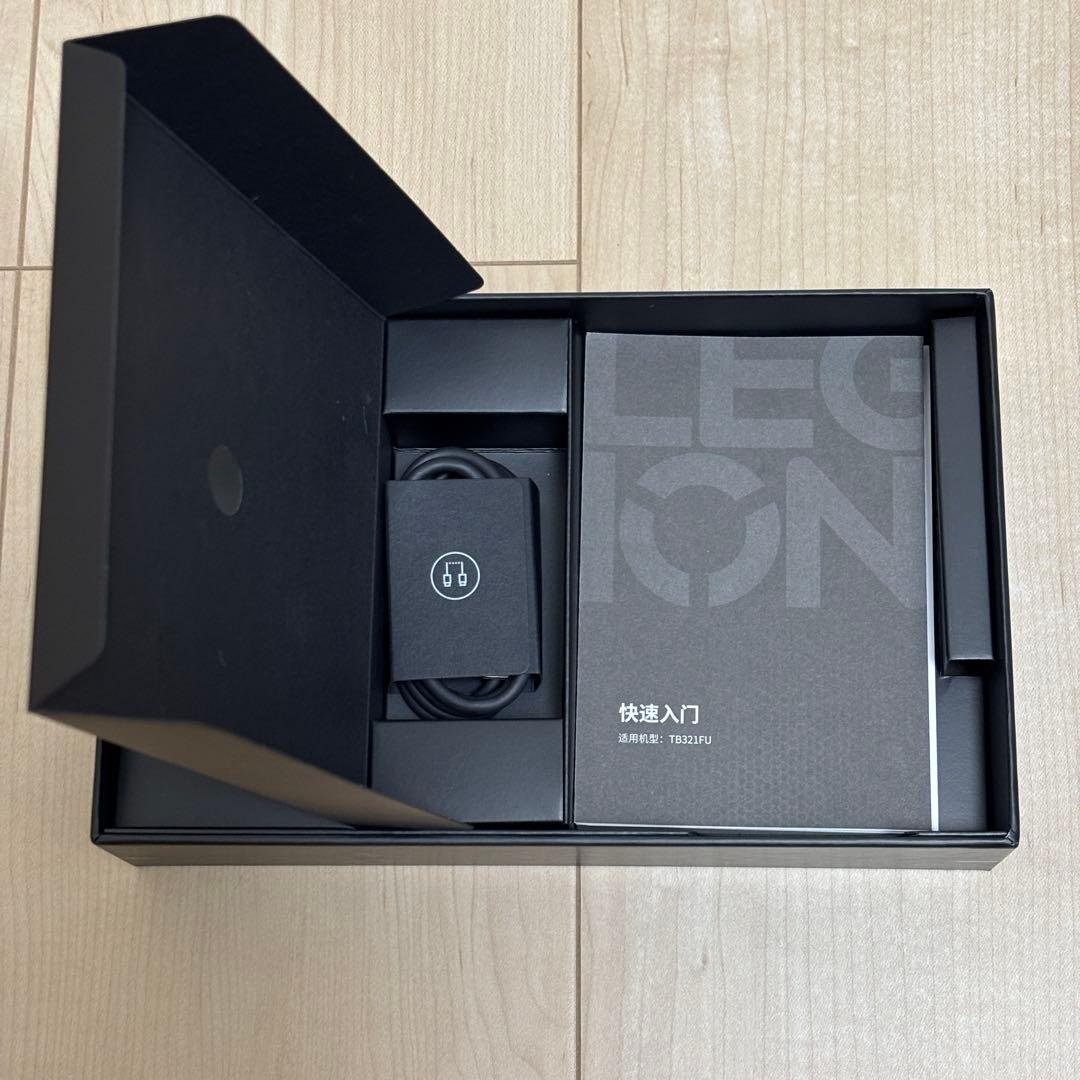 Lenovo LEGION Y700 2025モデル