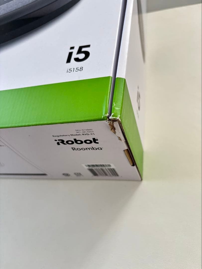 iRobot Roomba i5 本体