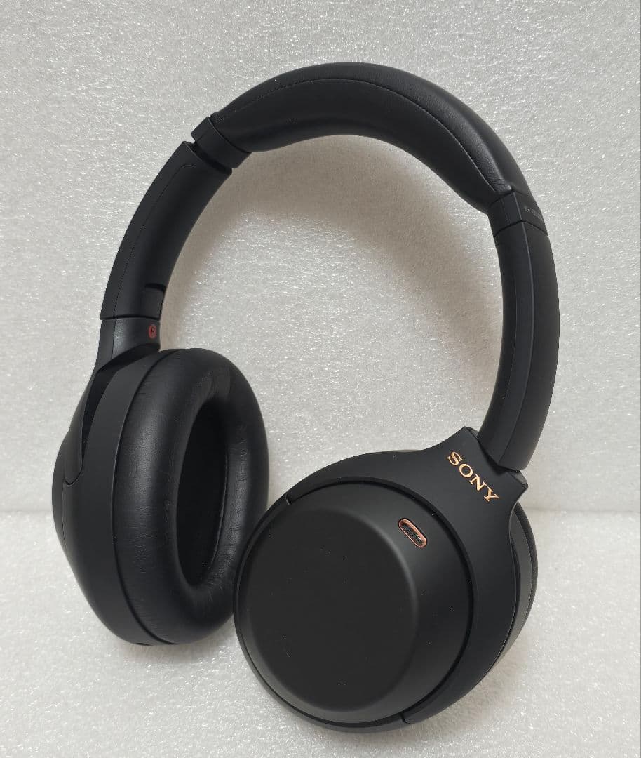 ワイヤレスヘッドホン WH-1000XM4