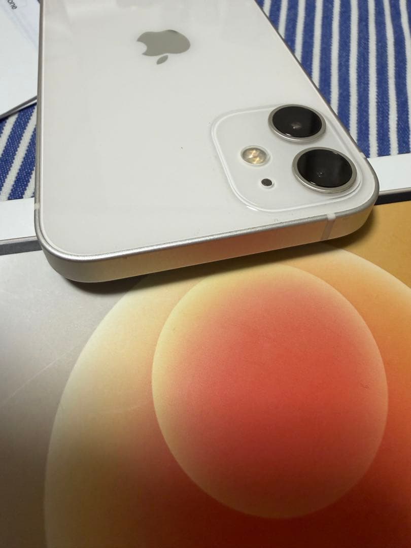 iPhone 12 mini ホワイト 本体　64GB SIMロック au