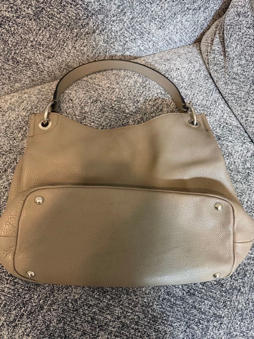 Prada グレー レザー ハンドバッグ　トートバック
