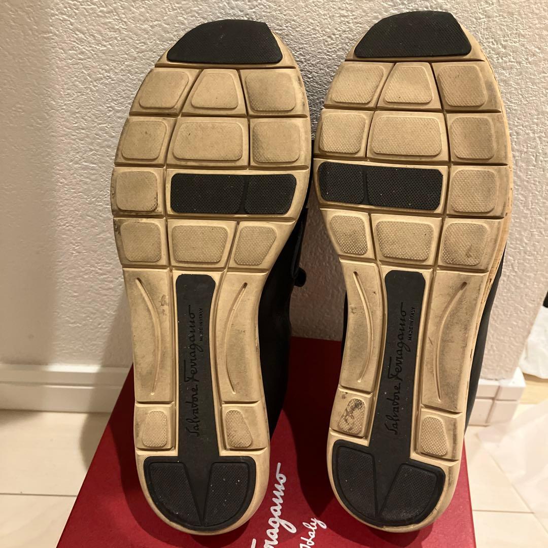 フェラガモ タッセルレザースリッポンローファー　靴袋付き MADOR 6