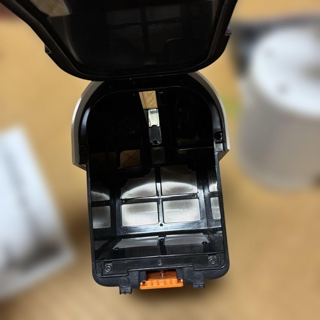 Shark EVOPOWER SYSTEM NEO+ IC301JBK 本体