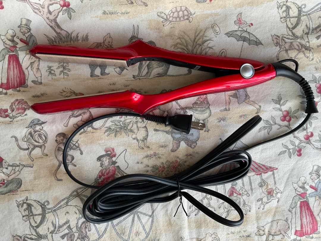 美品　radiant 28mm ストレートヘアアイロン