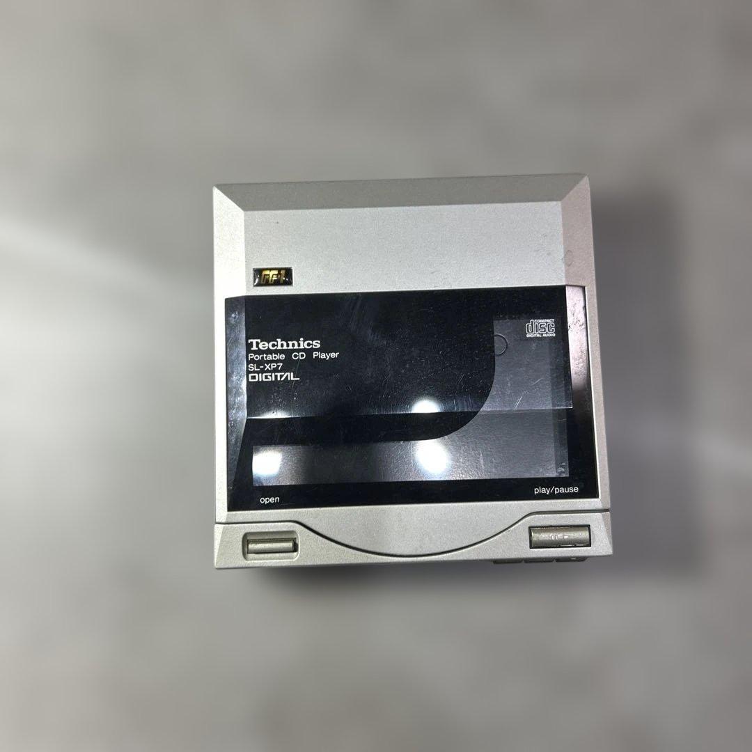 d*9様 携帯用CDプレーヤー Technics SL-XP7