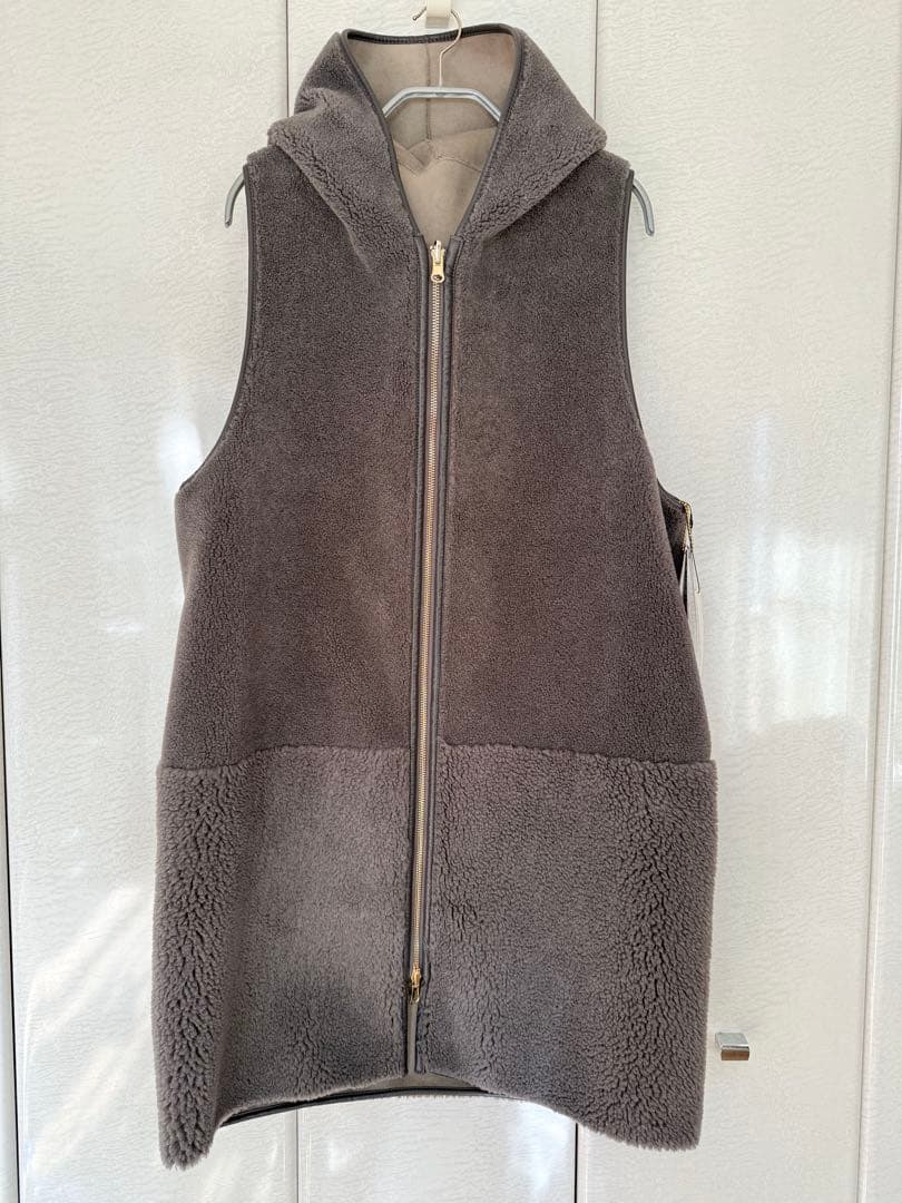 未使用　【RISLEY /リズレイ】フード付ボアベスト グレー