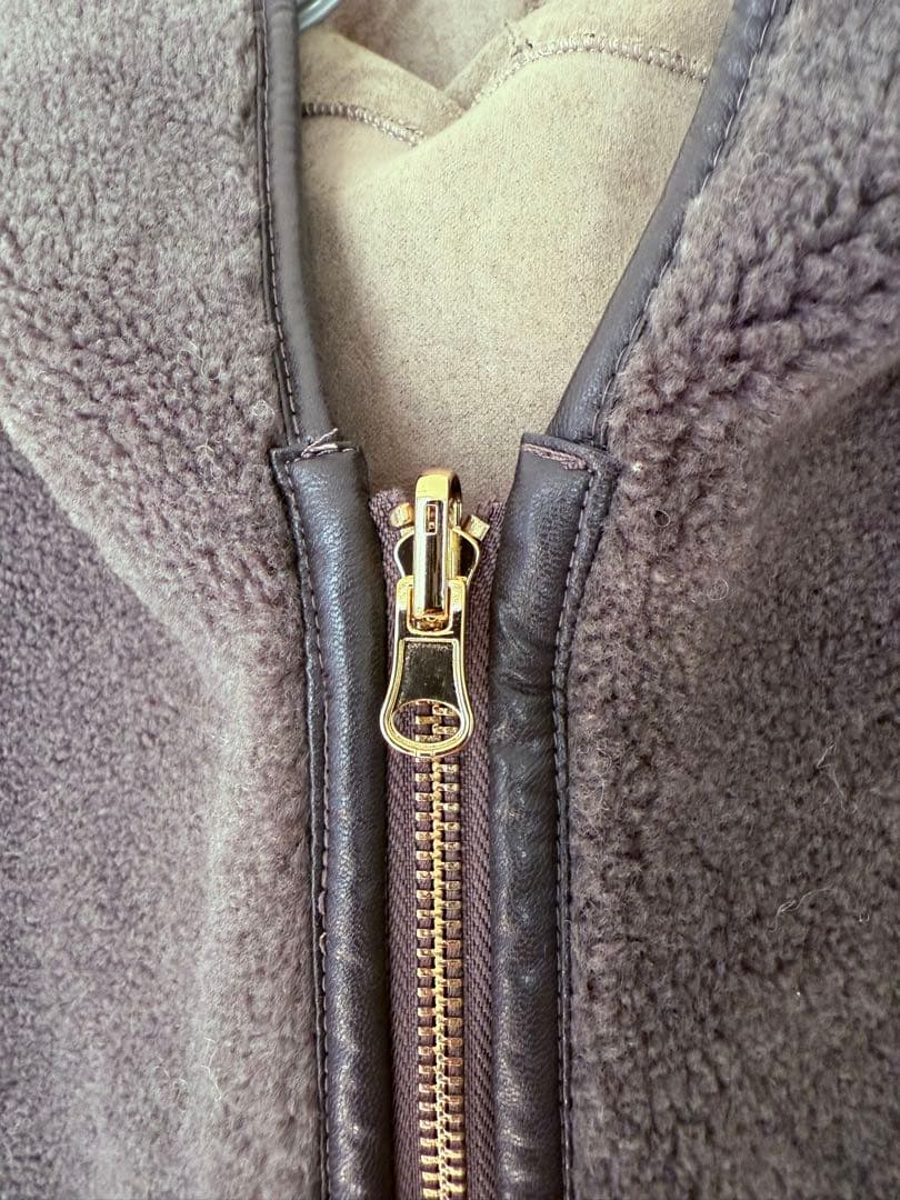 未使用　【RISLEY /リズレイ】フード付ボアベスト グレー