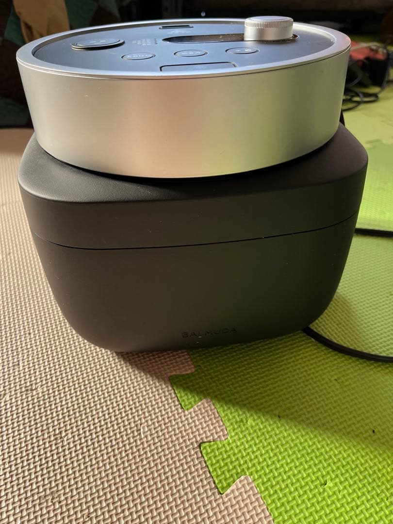 バルミューダ ザ ゴハン 3合炊き電気炊飯器 K03A-BK