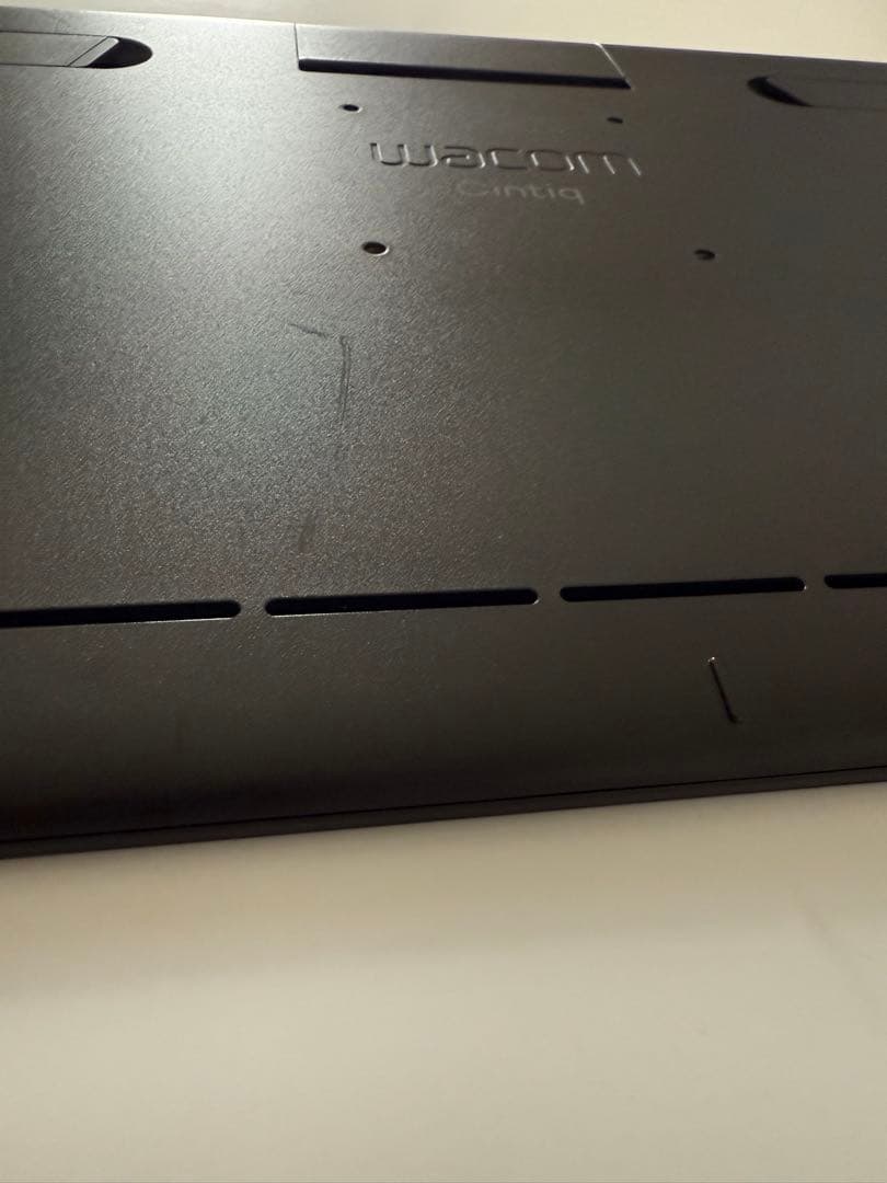 ワコム 液タブ 液晶ペンタブレット Wacom Cintiq 16 FHD