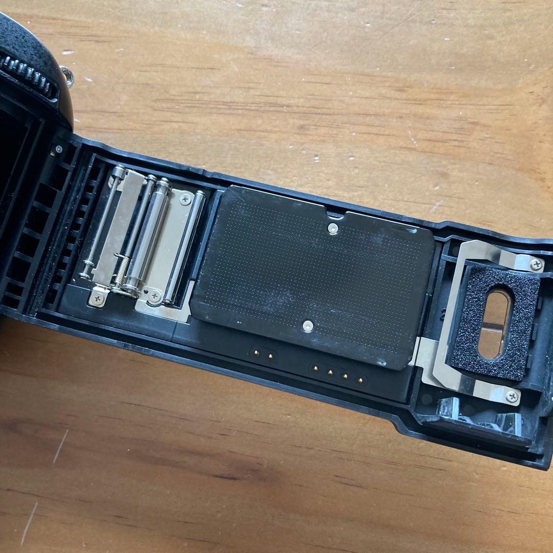 レンズなし、本体のみNIKON F100 フィルムカメラ