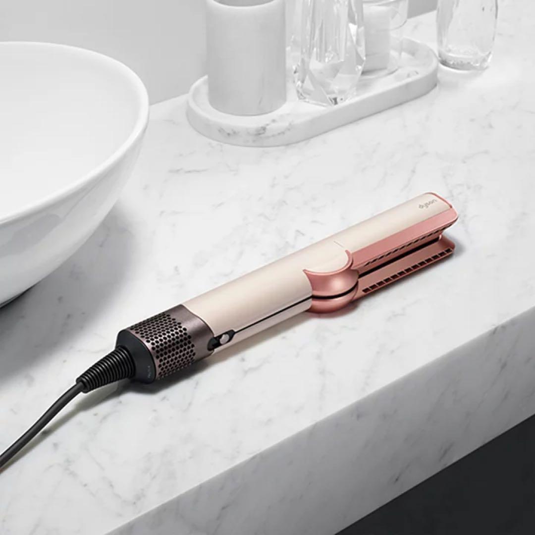 新品未使用Dyson ダイソン　エアストレート　airstrait 　ドライヤー