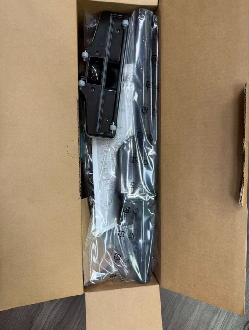 マキタ 充電式クリーナー CL113FDW ブラック Makita