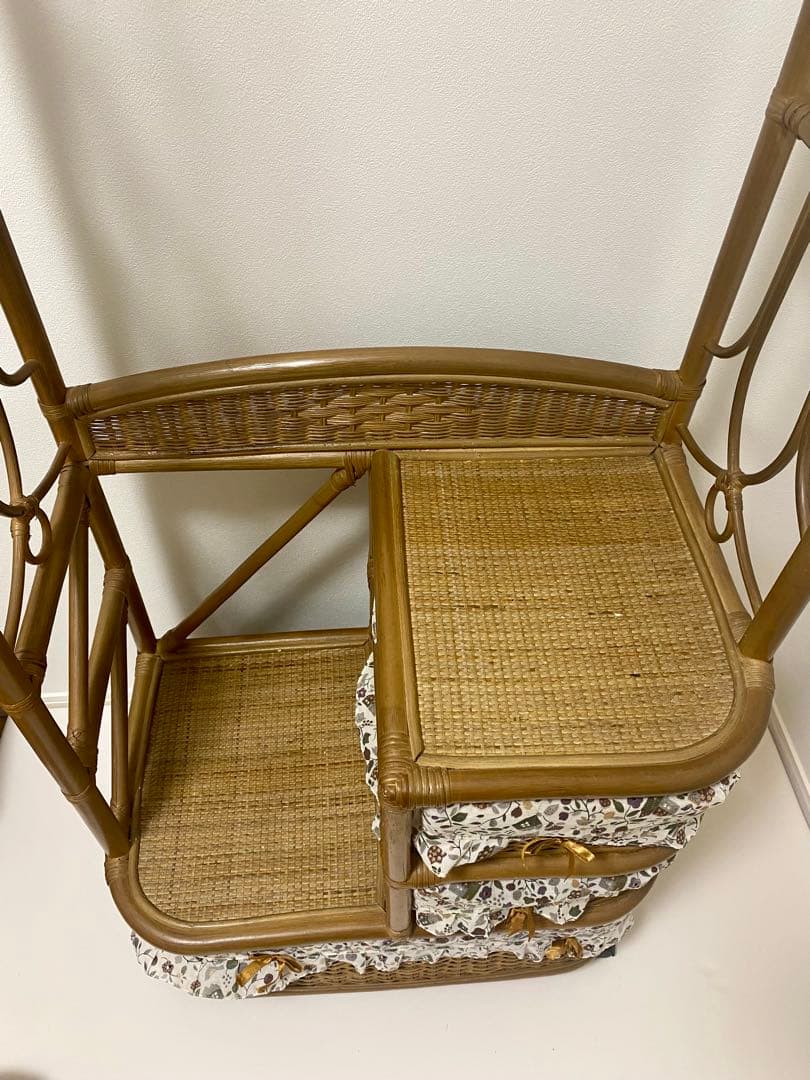 【藤・ラタン】ハンガーラック　棚　ラック　引き出し　収納　籐家具　アンティーク