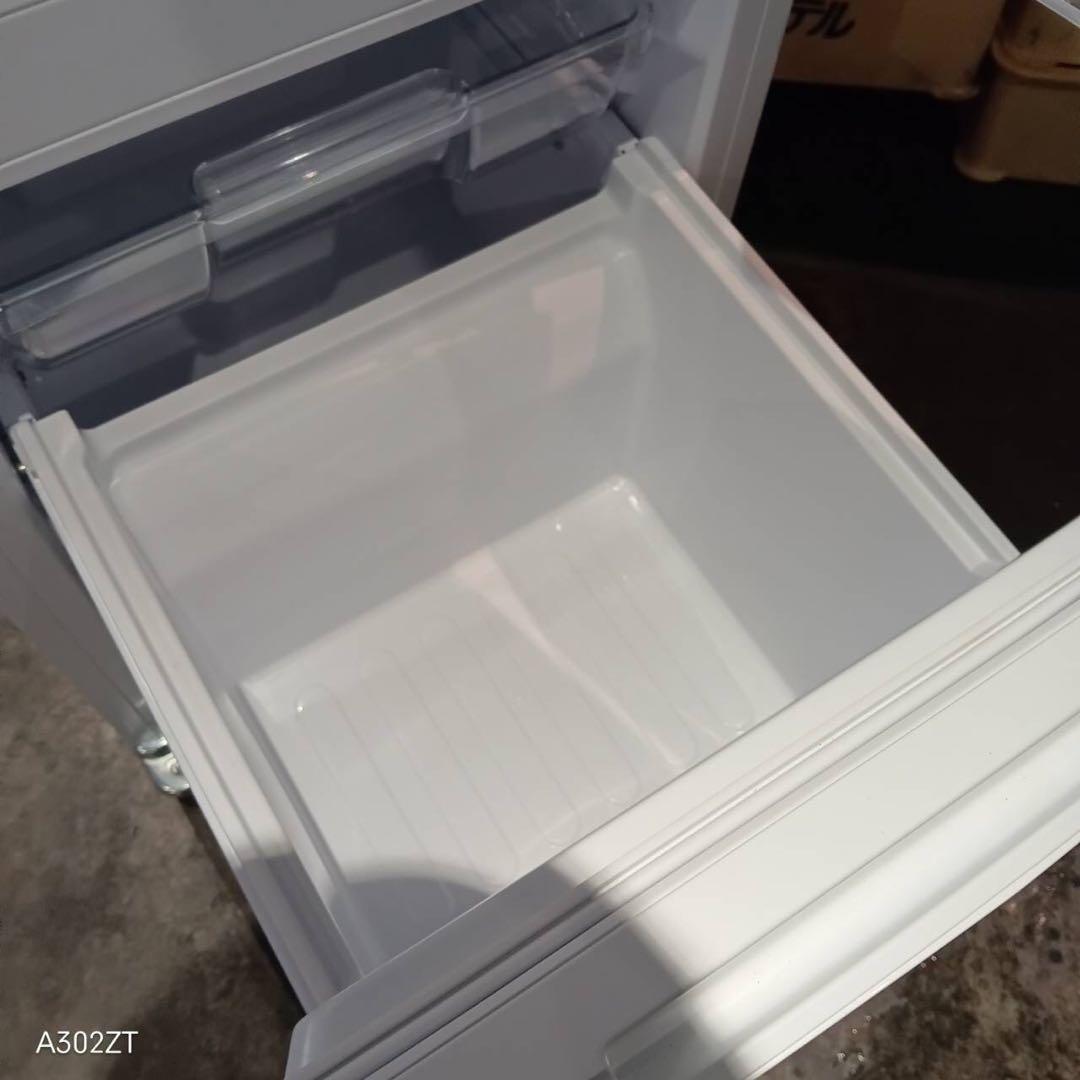 A257★2021年製★シャープ　冷蔵庫　ホワイト　右.左開き　一人暮らし