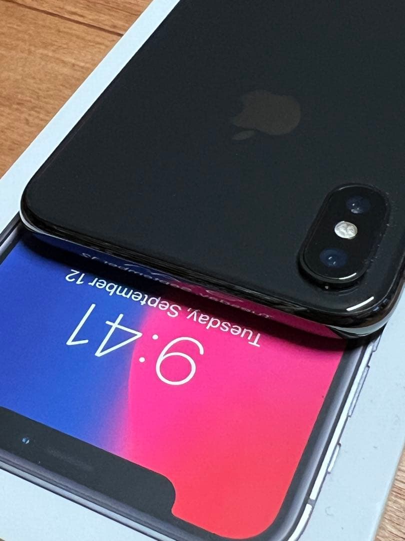 iPhone X 256GB スペースグレイ au SIMロック解除済み