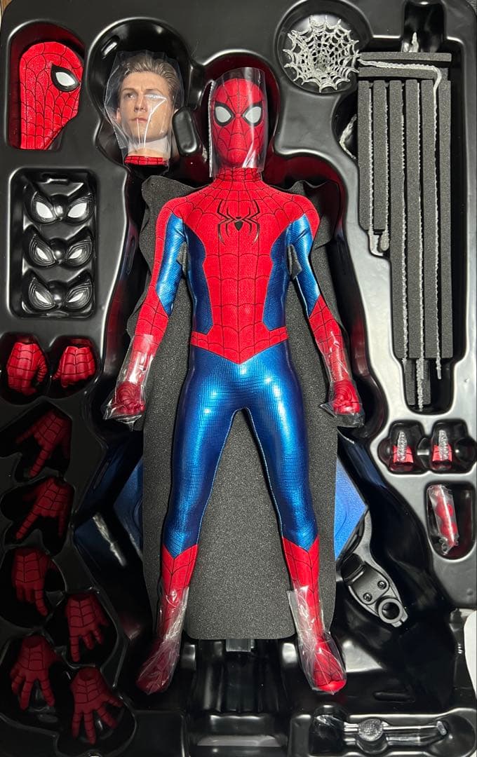 ムービー マスターピース 1/6 スパイダーマン(ニュー・レッド＆ブルースーツ)