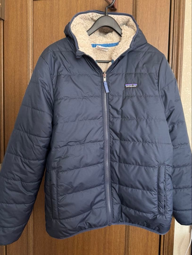 patagonia ネイビー フリースジャケットリバーシブル　フーディ XXL